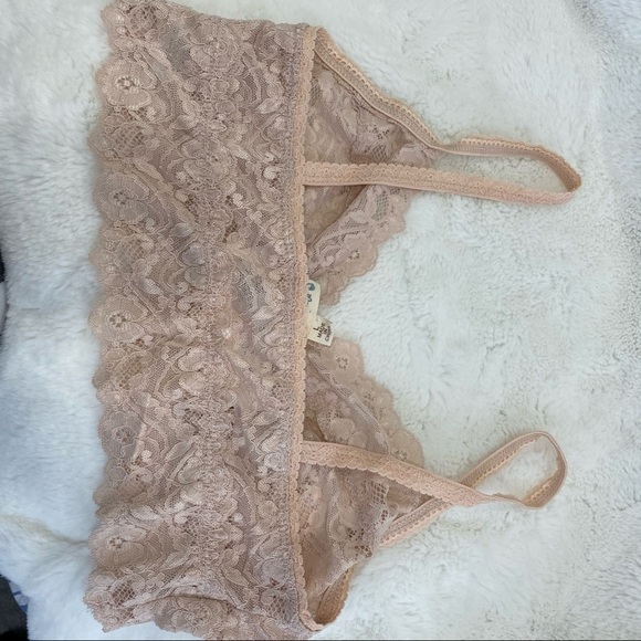 ❄️ Lace Pink Bralette​​​​​ - Picture 4 of 5